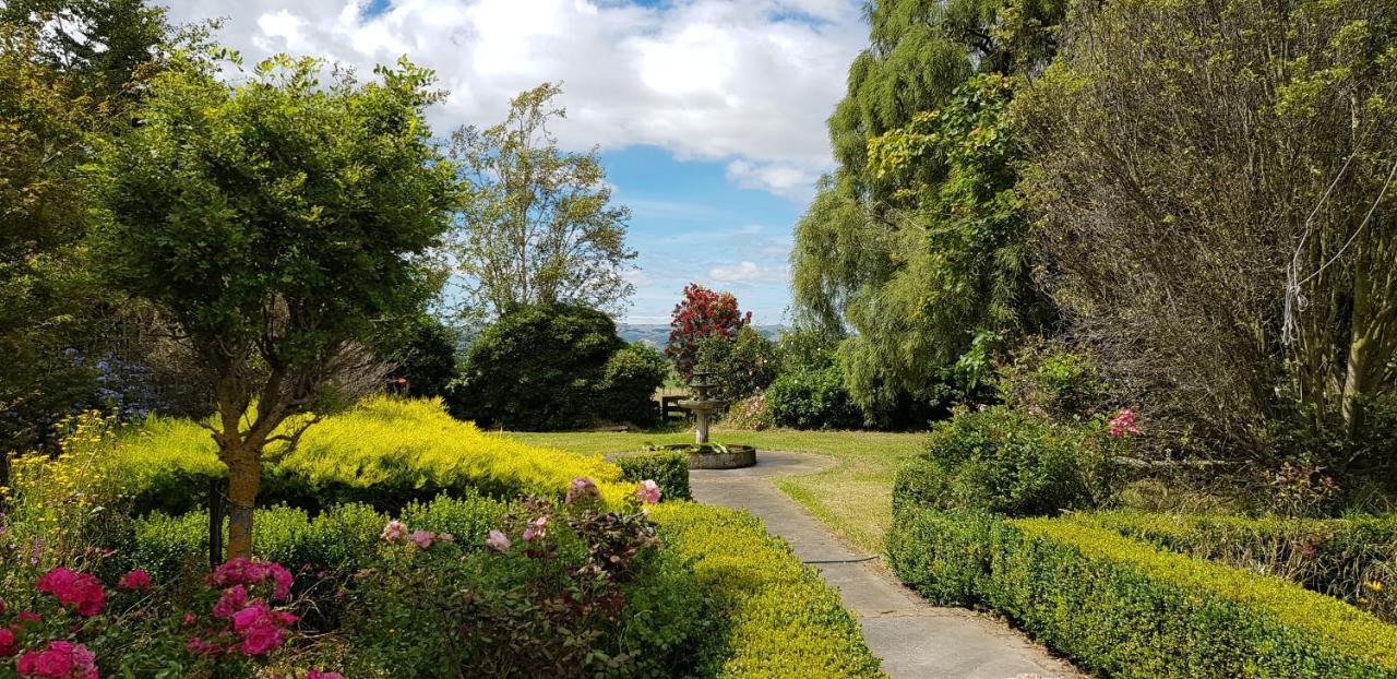 Estancia Farm Stay Masterton Bagian luar foto